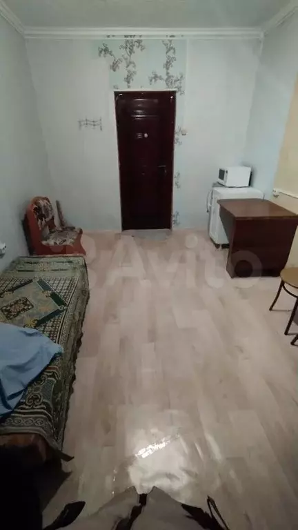 Комната 20 м в 1-к., 2/4 эт. - Фото 1