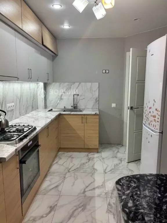 2-к кв. Чувашия, Цивильск Цивильский район, ул. Строителей, 8 (58.2 м) - Фото 2