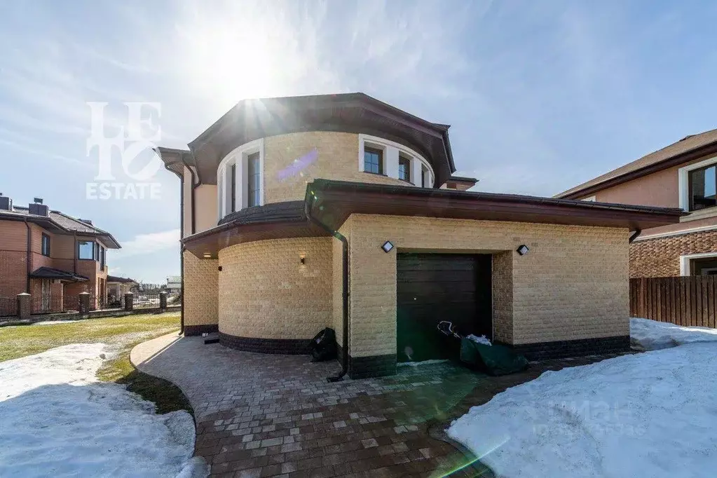 Дом, 303 м - Фото 1