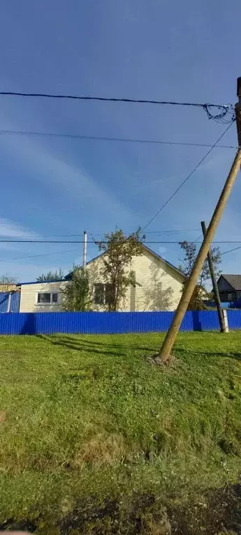 Дом в Тюменская область, с. Ярково ул. Сибирская (53 м) - Фото 1