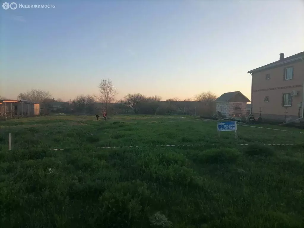 Участок в хутор Калинин, Спортивная улица (5 м) - Фото 1