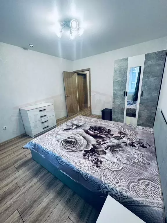 2-к. квартира, 52 м, 9/17 эт. - Фото 0