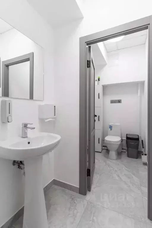 Офис в Крым, Симферополь ул. Гоголя, 100А (260 м) - Фото 2