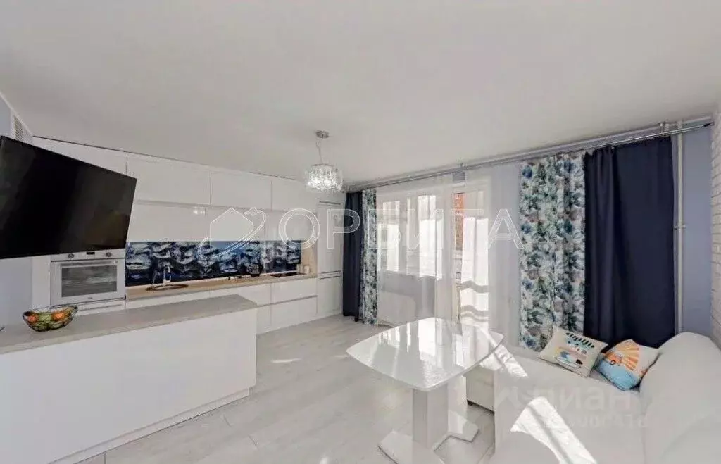 3-к кв. Тюменская область, Тюмень Широтная ул., 211к1 (90.9 м) - Фото 1