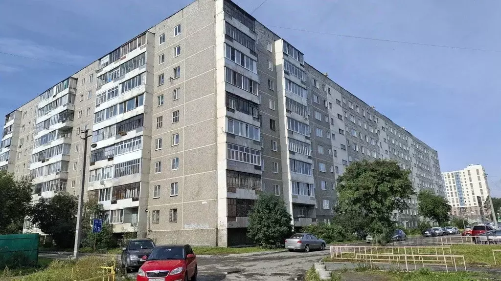 3-к кв. Свердловская область, Верхняя Пышма ул. Машиностроителей, 4/2 ... - Фото 1