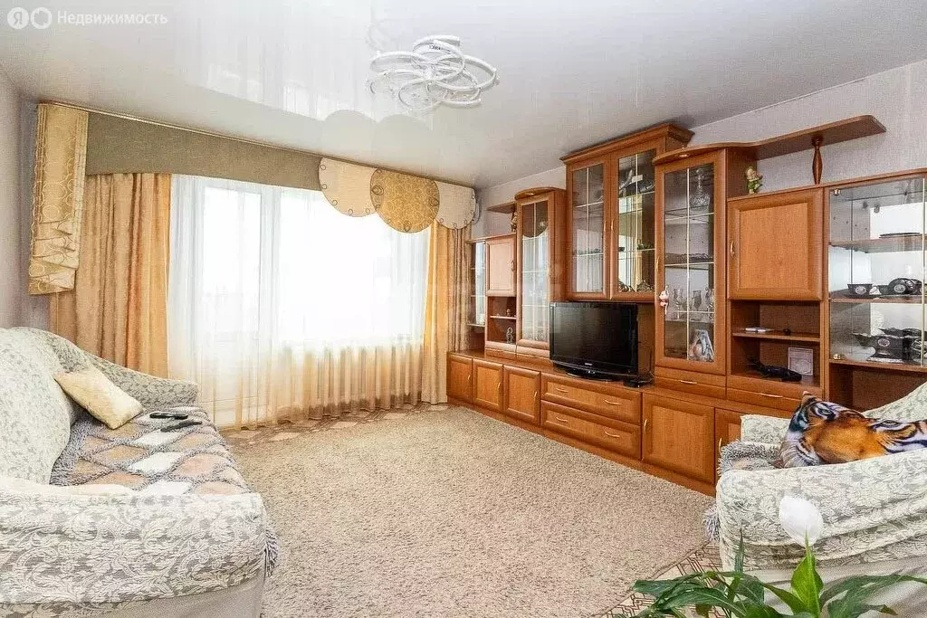 3-комнатная квартира: Тамбовка, Крестьянская улица, 9/1 (58.7 м) - Фото 1