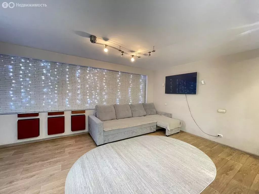 4-комнатная квартира: Волжский, улица Наримана Нариманова, 18 (74.3 м) - Фото 2