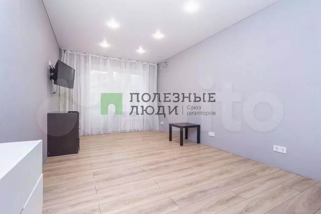 3-к. квартира, 62,9 м, 2/7 эт. - Фото 0
