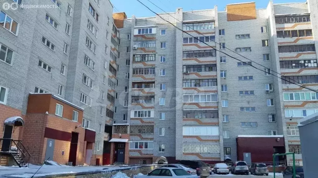 4-комнатная квартира: Тюмень, улица Самарцева, 29 (92 м) - Фото 1