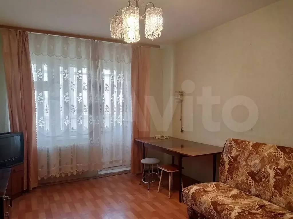 1-к. квартира, 40 м, 4/10 эт. - Фото 0