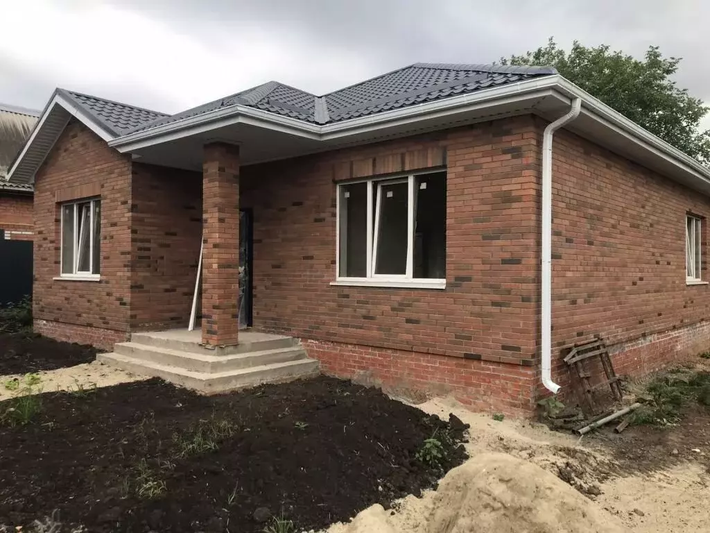 Дом в Ростов-на-Дону, Орская улица (110 м) - Фото 1