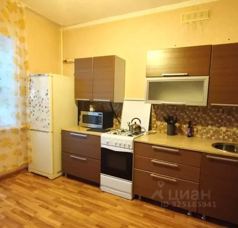 1-к кв. Башкортостан, Кумертау ул. Горького, 17А (43.0 м) - Фото 2