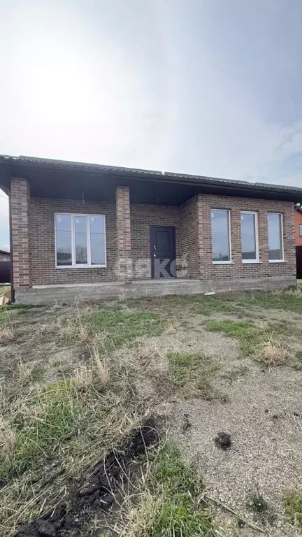 Дом в Краснодарский край, Кореновск ул. Жуковского (110 м) - Фото 1