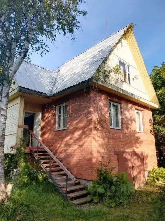 Дом в Ленинградская область, Выборгский район, Рощинское городское ... - Фото 1
