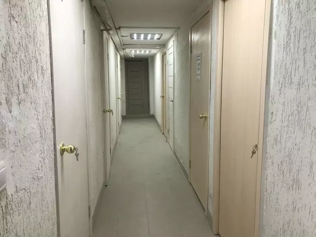 Офис в Свердловская область, Екатеринбург ул. Крауля, 51 (10 м) - Фото 1