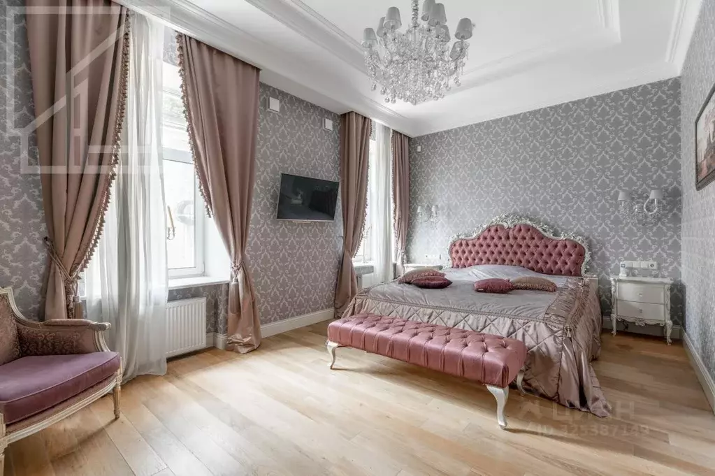 4-к кв. Москва ул. Большая Дмитровка, 7/5С3 (133.0 м) - Фото 1