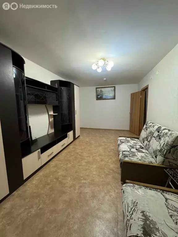 2-комнатная квартира: Зеленодольск, улица Тиховнина, 1 (60 м) - Фото 2