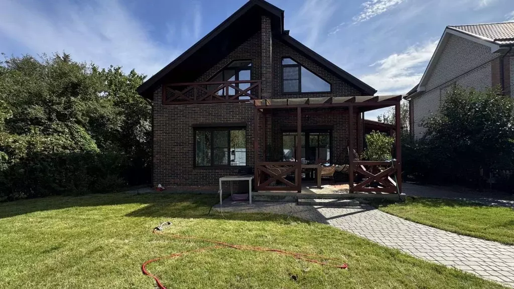 Дом в Ростовская область, Ростов-на-Дону Попутная ул. (160 м) - Фото 1