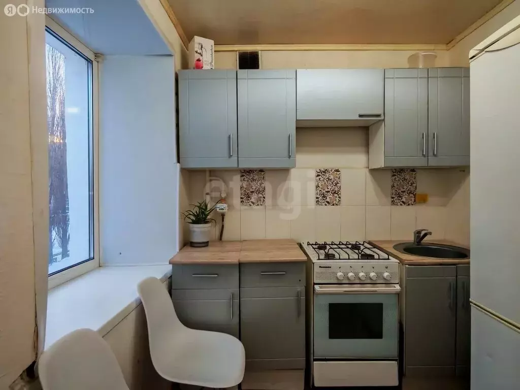 2-комнатная квартира: Стерлитамак, Коммунистическая улица, 24 (47.3 м) - Фото 1