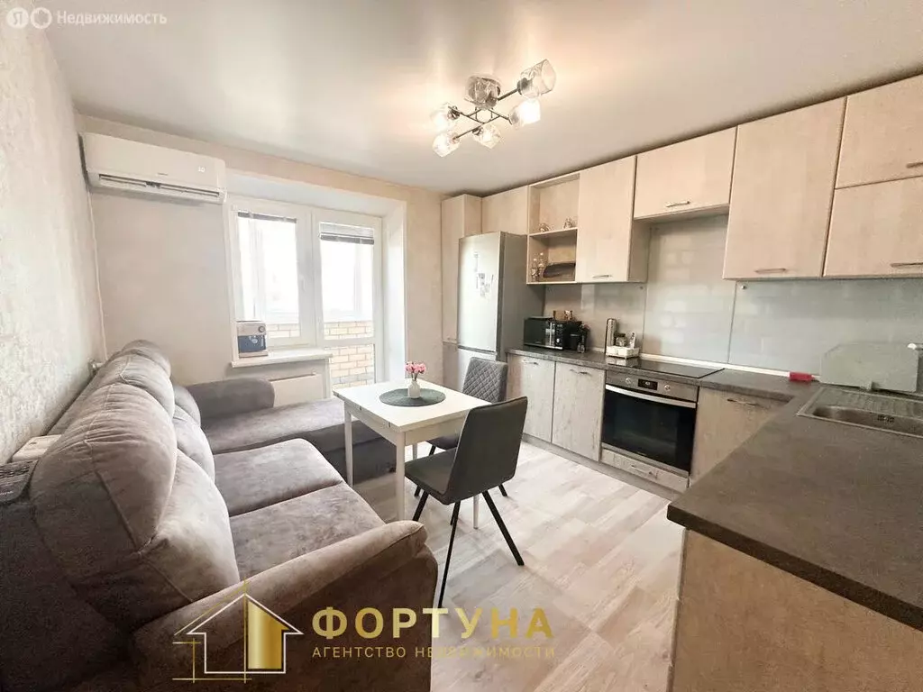 1-комнатная квартира: Бор, улица Луначарского, 214 (44.3 м) - Фото 1