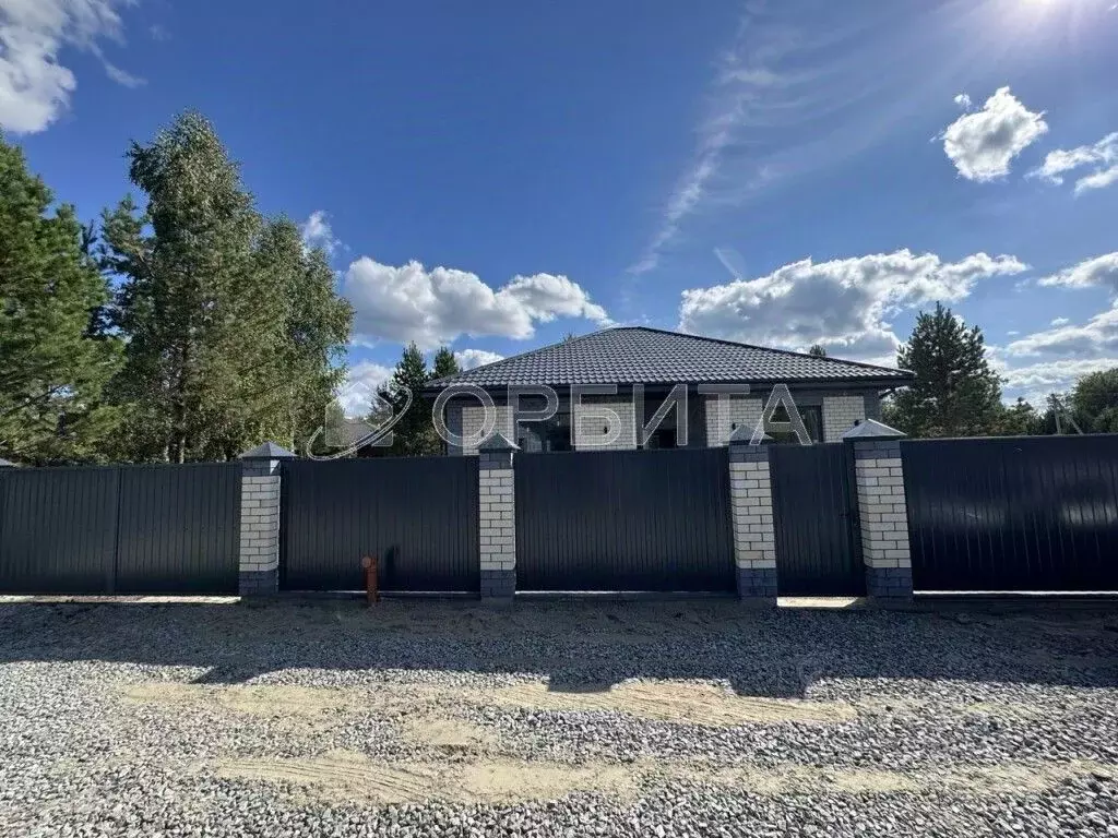 Дом в Тюменская область, Тюменский район, с. Перевалово ул. 8 Марта ... - Фото 1