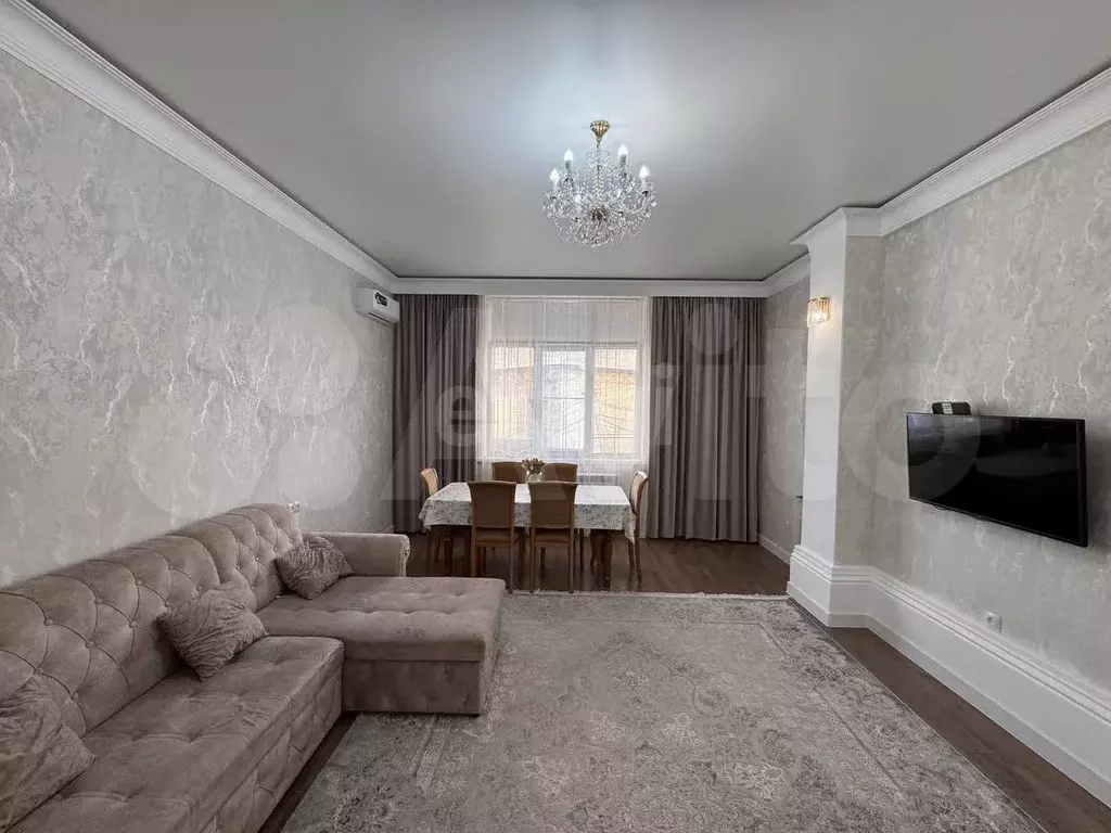 3-к. квартира, 100 м, 2/6 эт. - Фото 0