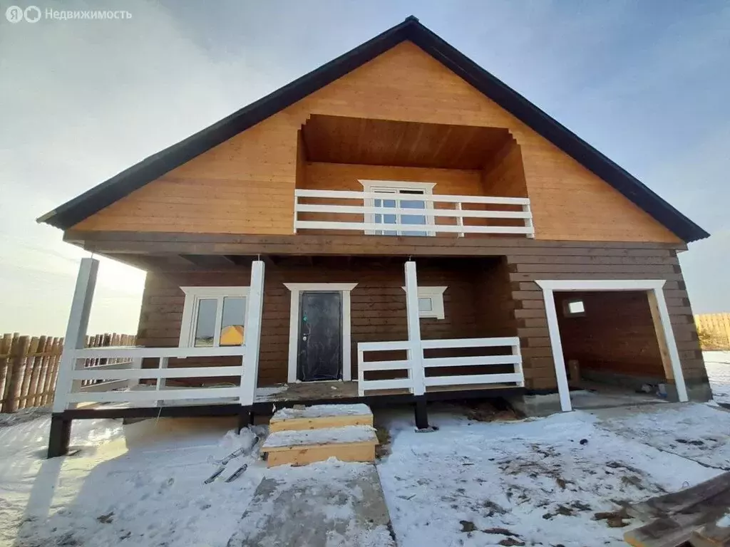 Дом в Урик, Снежная улица (100 м) - Фото 1