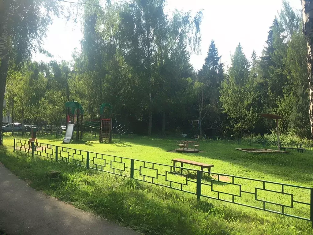 3-к кв. Московская область, Сергиево-Посадский городской округ, пос. ... - Фото 2