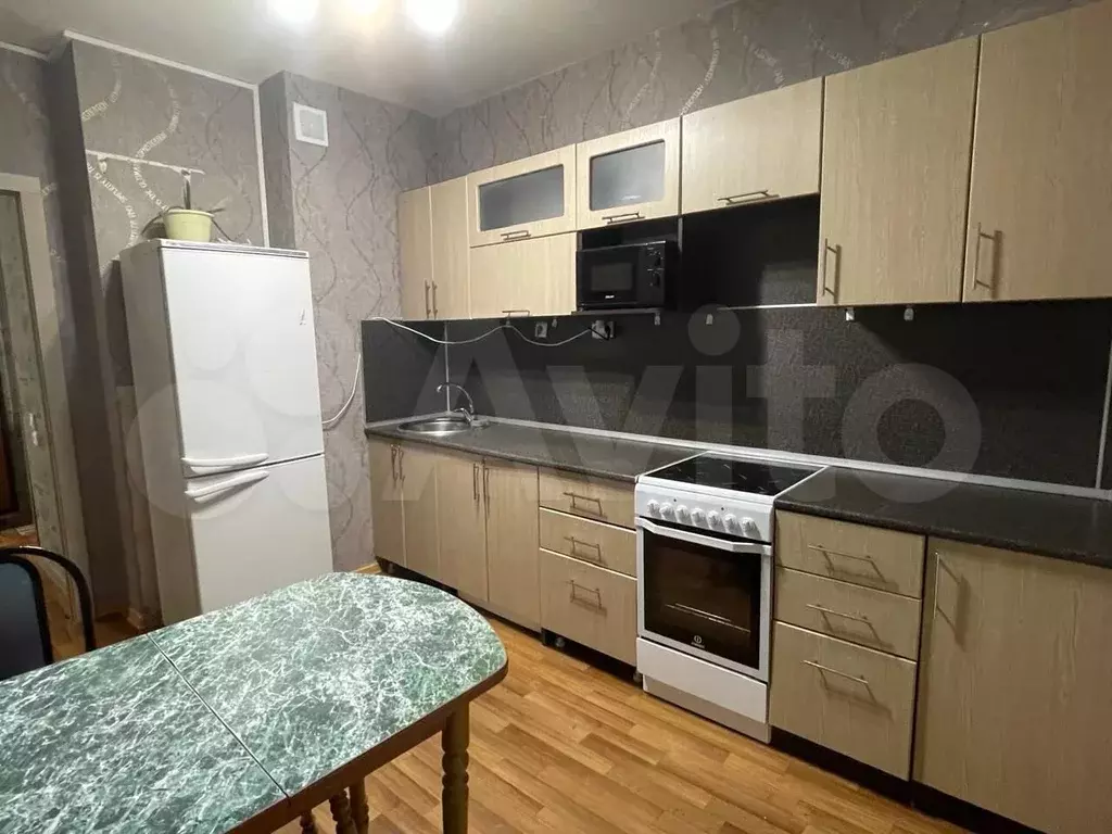 1-к. квартира, 36 м, 7/10 эт. - Фото 0