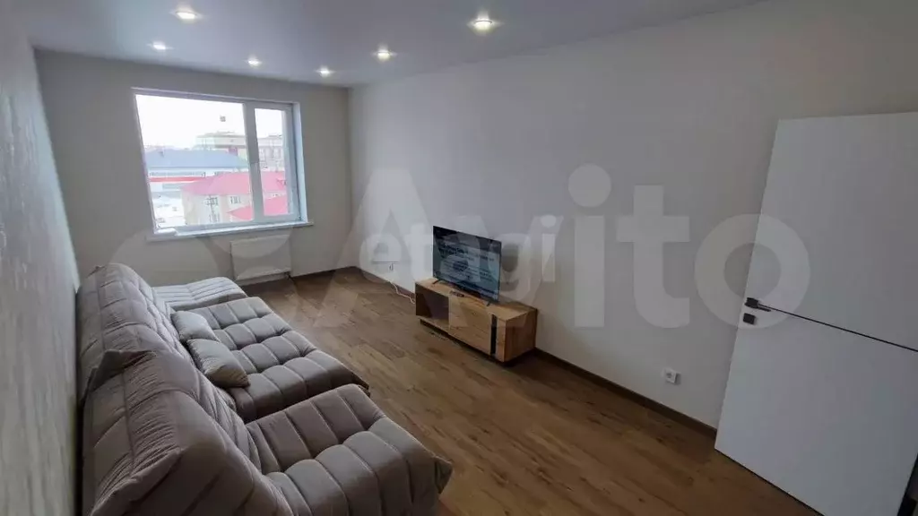 2-к. квартира, 55 м, 5/9 эт. - Фото 1