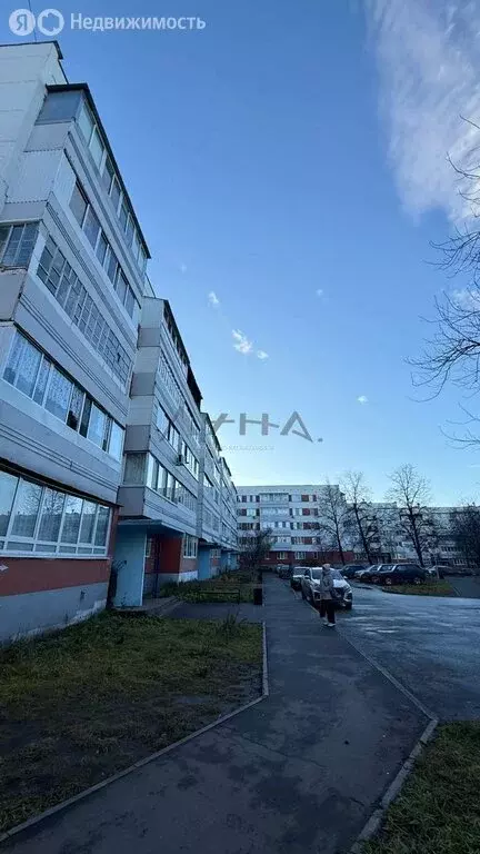 2-комнатная квартира: Набережные Челны, улица Шамиля Усманова, 56 (44 ... - Фото 1