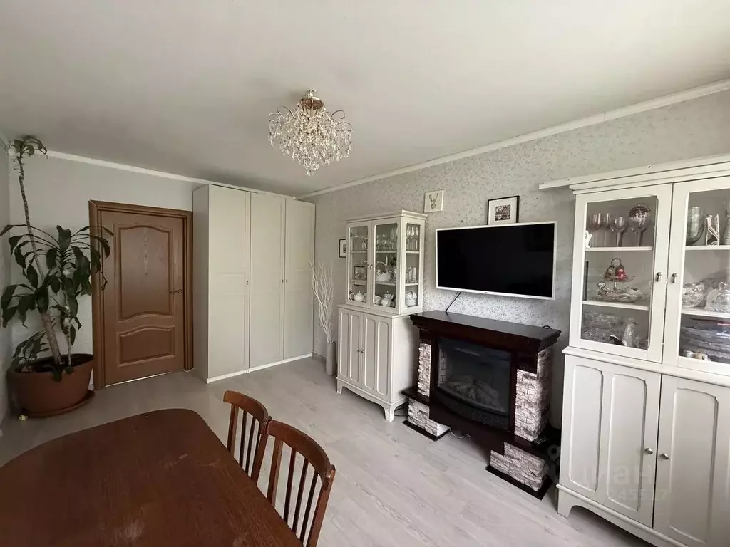 4-к кв. Санкт-Петербург ул. Вавиловых, 15К1 (74.1 м) - Фото 0