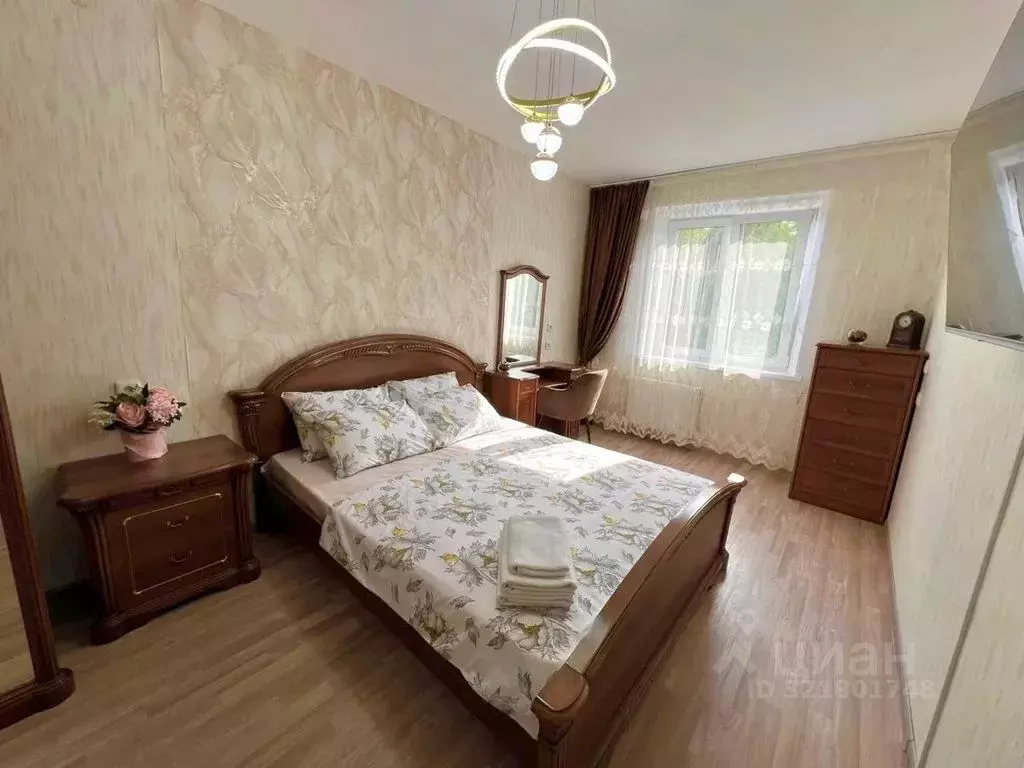 2-к кв. Челябинская область, Златоуст пос. Новозлатоуст, Березовая ... - Фото 1