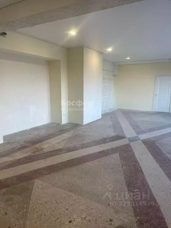 Помещение свободного назначения в Крым, Феодосия ул. Чкалова, 177 (90 ... - Фото 1