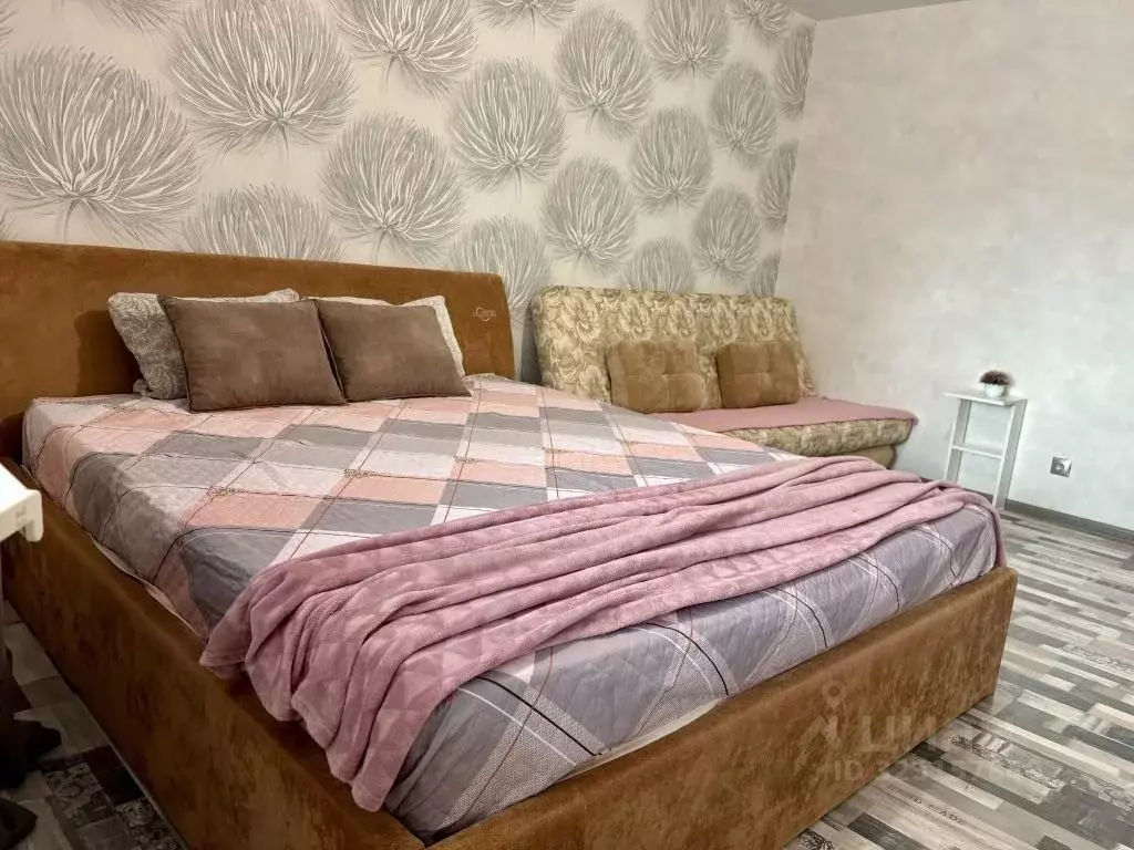 1-к кв. Удмуртия, Ижевск Школьная ул., 10 (40.0 м) - Фото 1