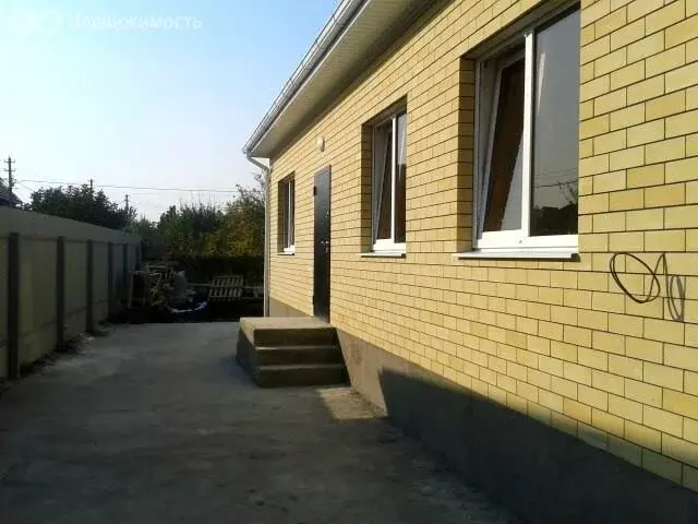 Дом в Ростов-на-Дону, улица Оганова (93 м) - Фото 1