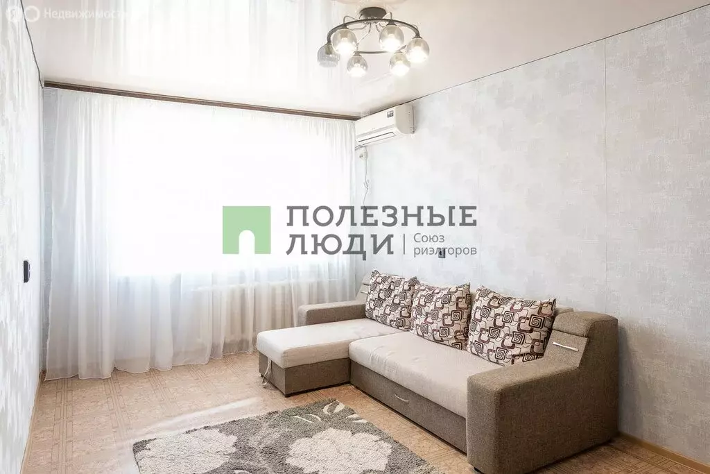 2-комнатная квартира: Хабаровск, Бийская улица, 2 (50.5 м) - Фото 1