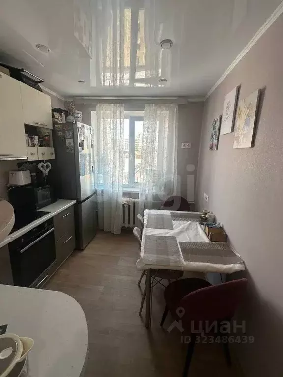 3-к кв. Тюменская область, Тюмень ул. Энергетиков, 51 (67.0 м) - Фото 0