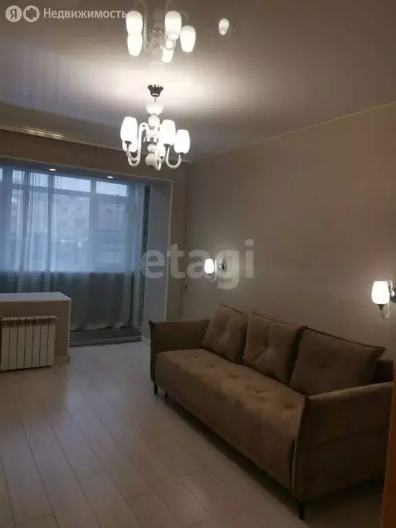 4-комнатная квартира: Хабаровск, улица Шеронова, 137 (100 м) - Фото 1