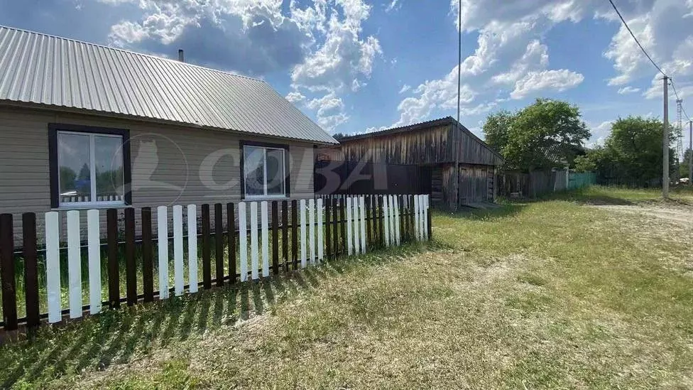 Дом в Курганская область, Белозерский муниципальный округ, с. ... - Фото 0