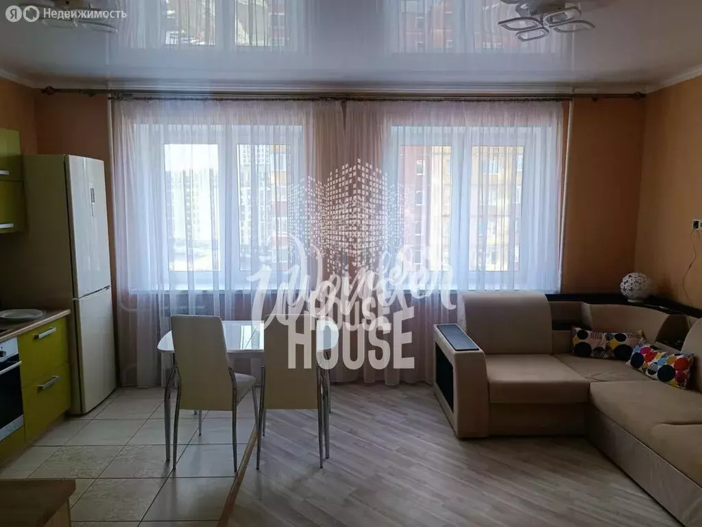 1-комнатная квартира: Тюмень, улица Монтажников, 53 (49 м) - Фото 2