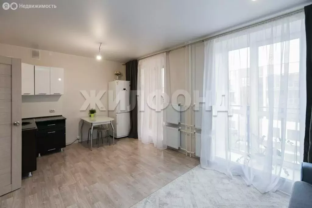 Квартира-студия: Новосибирск, улица Заслонова, 13/3 (31.8 м) - Фото 1