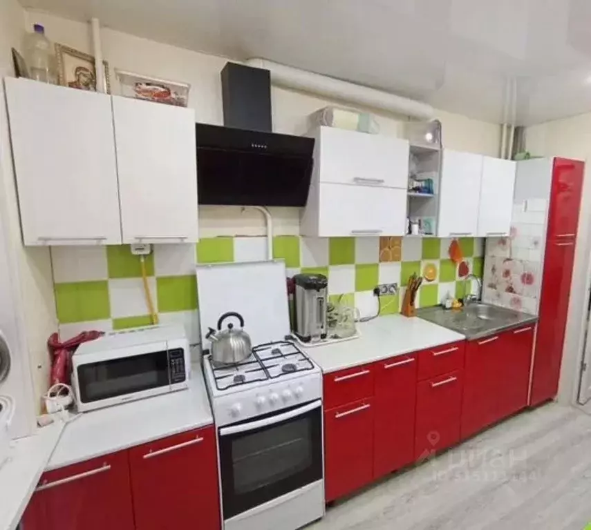 2-к кв. Чувашия, Чебоксары Социалистическая ул., 21 (52.0 м) - Фото 0