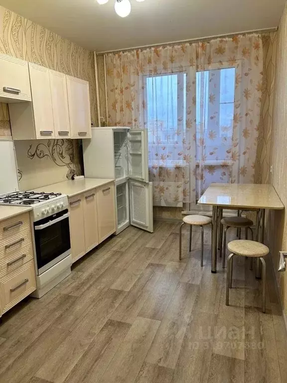 2-к кв. Ульяновская область, Ульяновск Камышинская ул., 60 (50.0 м) - Фото 0
