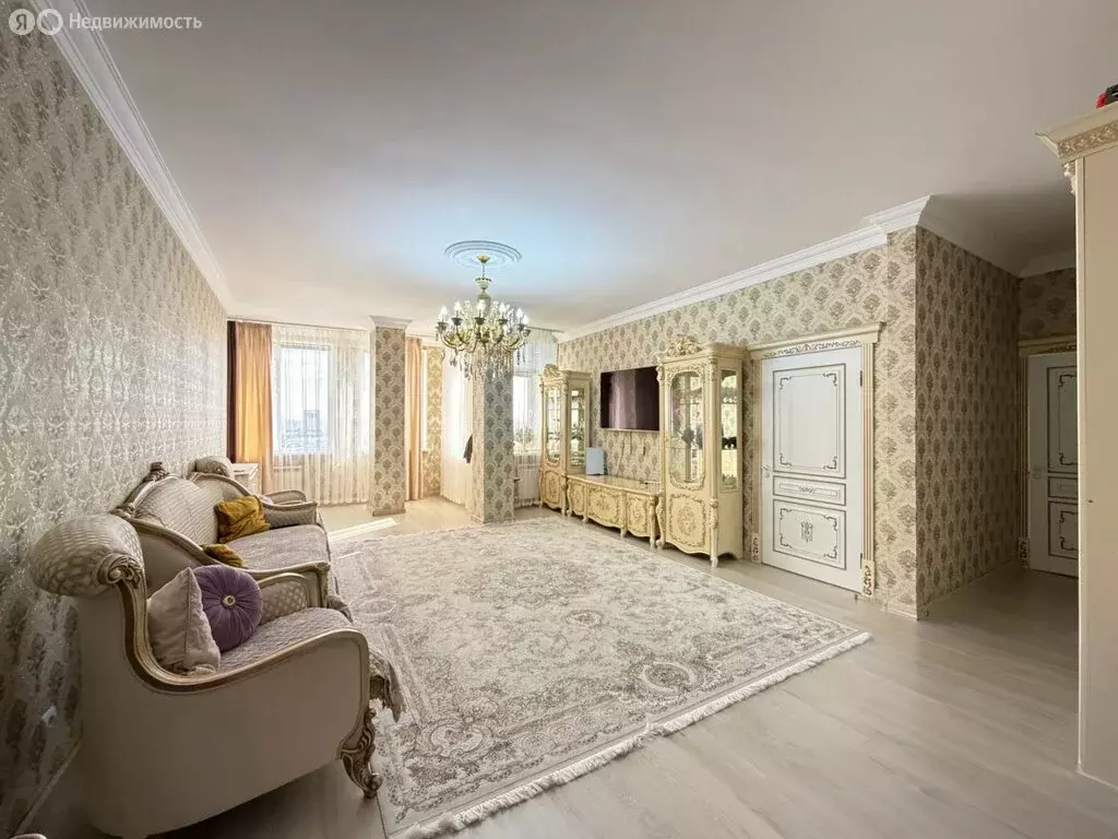 7-комнатная квартира: Нальчик, Эльбрусская улица, 19 (120 м) - Фото 1