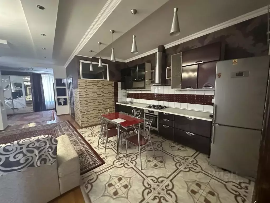 Дом в Крым, Симферополь ул. Акъ-Къая (80 м) - Фото 2