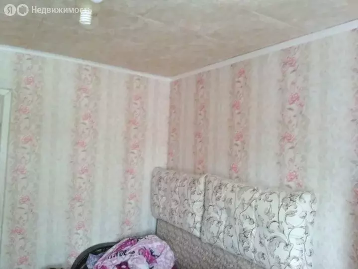 Квартира-студия: Балаково, улица Комарова, 146 (18 м) - Фото 1