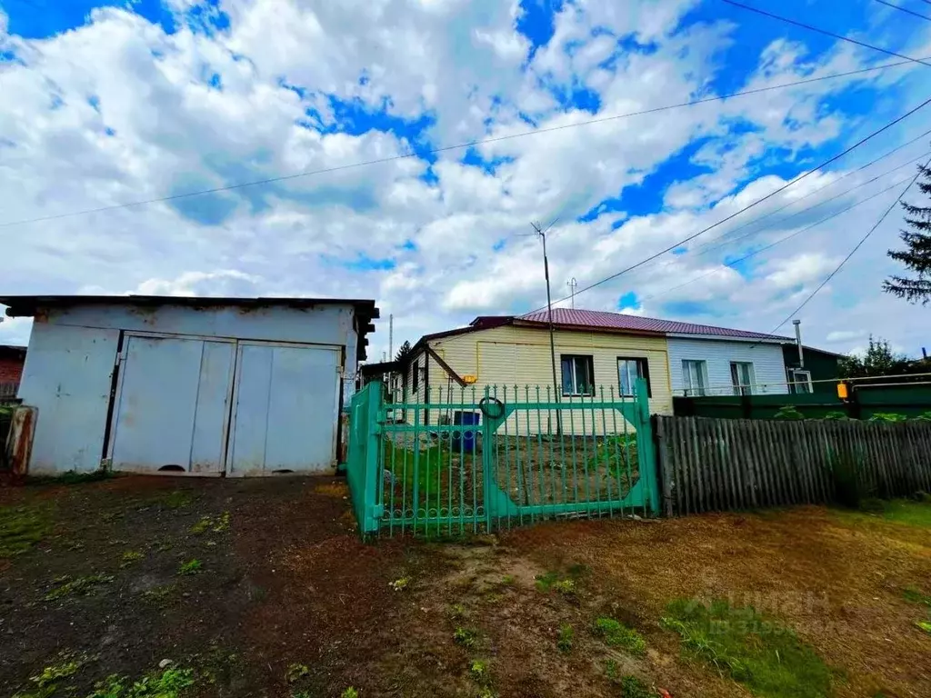 Дом в Омская область, Омский район муниципальный округ, с. Красная ... - Фото 1