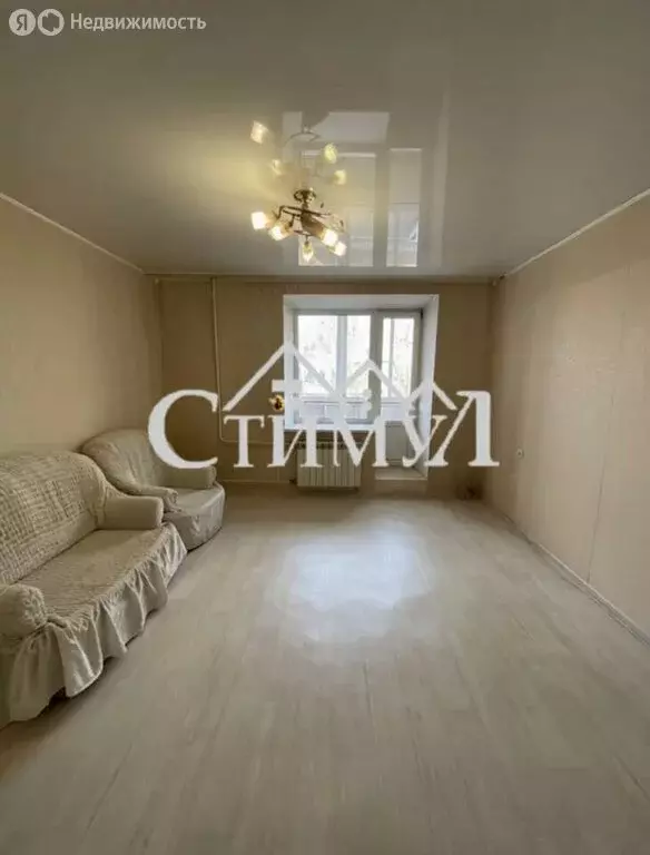 3-комнатная квартира: Абакан, улица Пушкина, 19 (61.9 м) - Фото 1