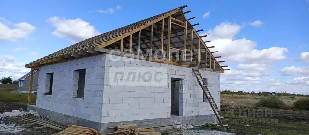 Дом в Челябинская область, Красноармейский муниципальный округ, пос. ... - Фото 1